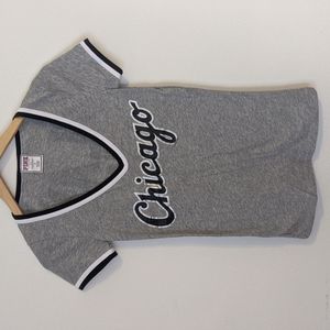 Gray Chicago White Sox V-Neck T-shirt